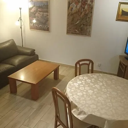 Mila Apartament *