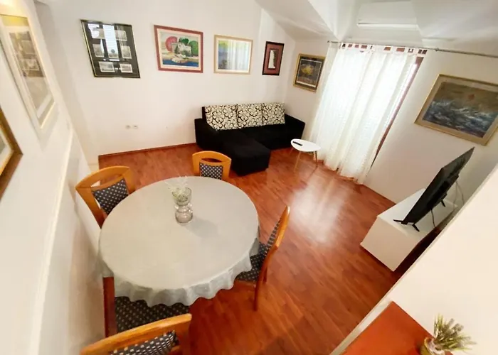 Apartment Mila *